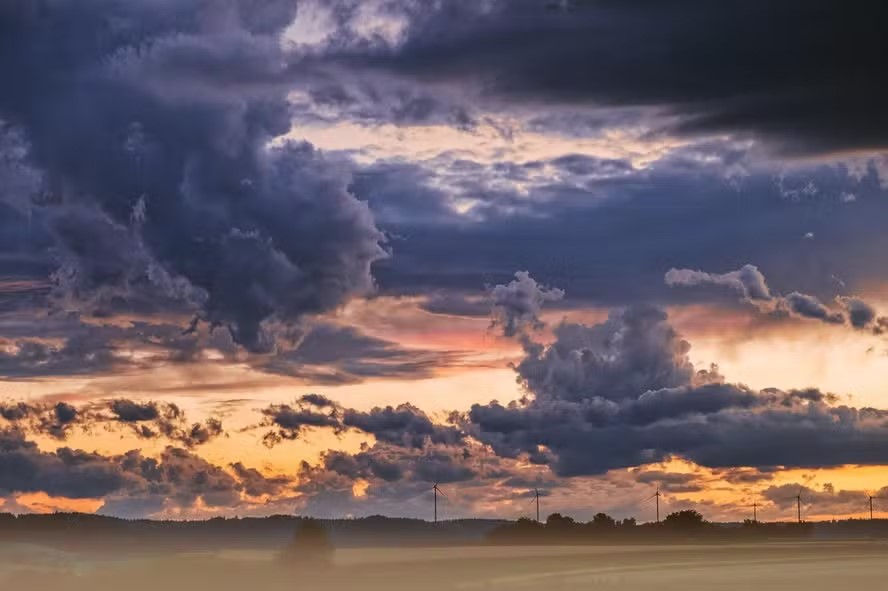 El Niño se intensifica e tem 81% de chance de ficar muito forte até o fim do ano