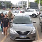 Mãe e companheiro são presos após bebê ser encontrado carbonizado em terreno