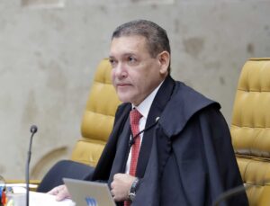 PEDIDO DE VISTA: Nunes Marques deixa sessão do STF após mensagens citarem filho em caso Master