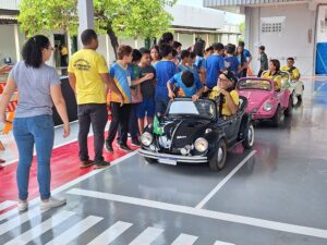 Projeto Agente Mirim participa de ação educativa na Escola Pública de Trânsito durante a Semana Nacional do Trânsito