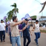 Em Alto Paraíso, Maurício Carvalho destaca resultados do mandato e recebe apoio durante caminhada