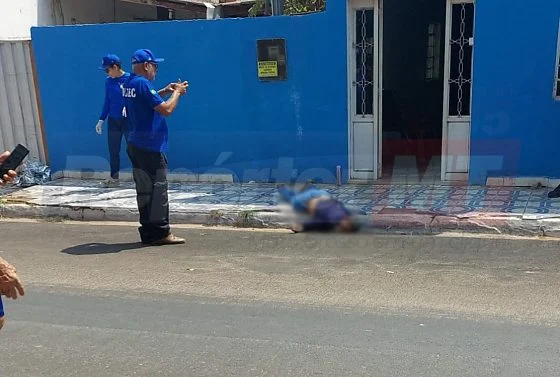 Assassino é morto a tiros a caminho do próprio julgamento; filho da vítima é apontado como suspeito